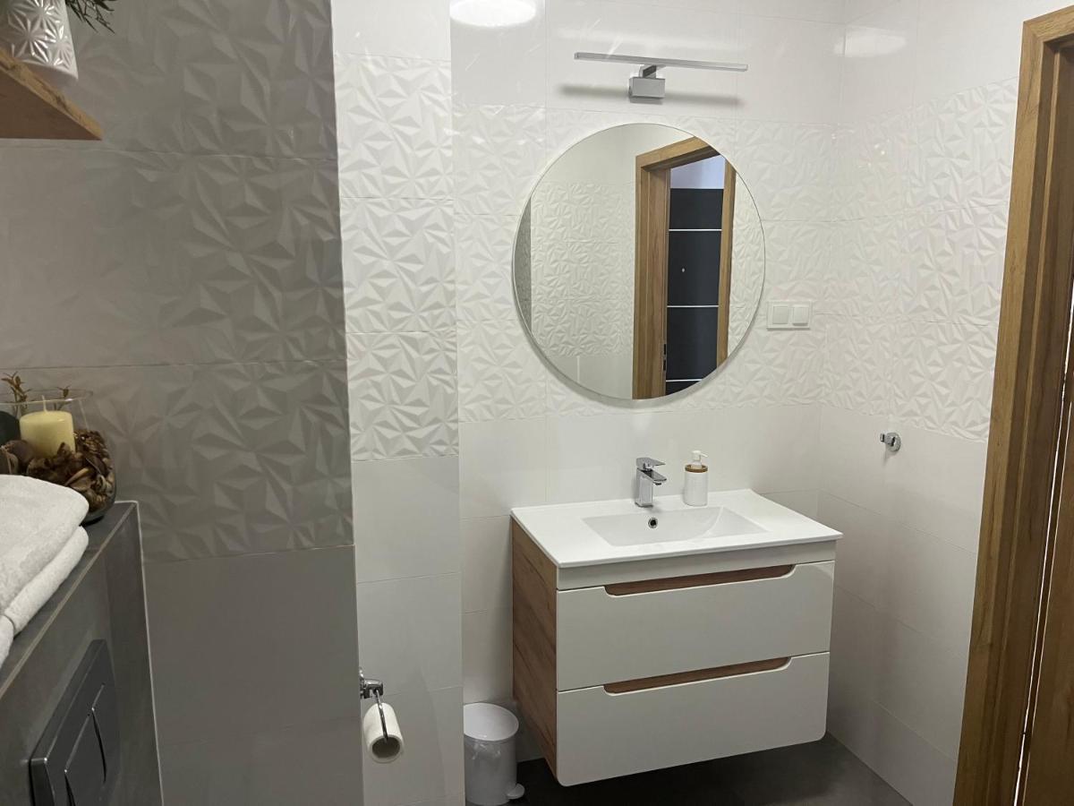 Apartament Ortiga *